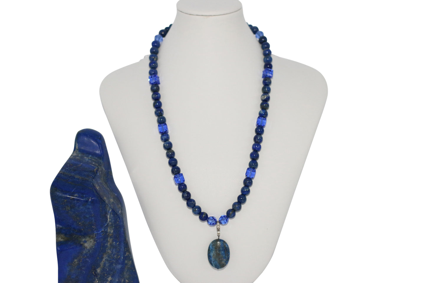 Lapis & Crystals 18" Necklace