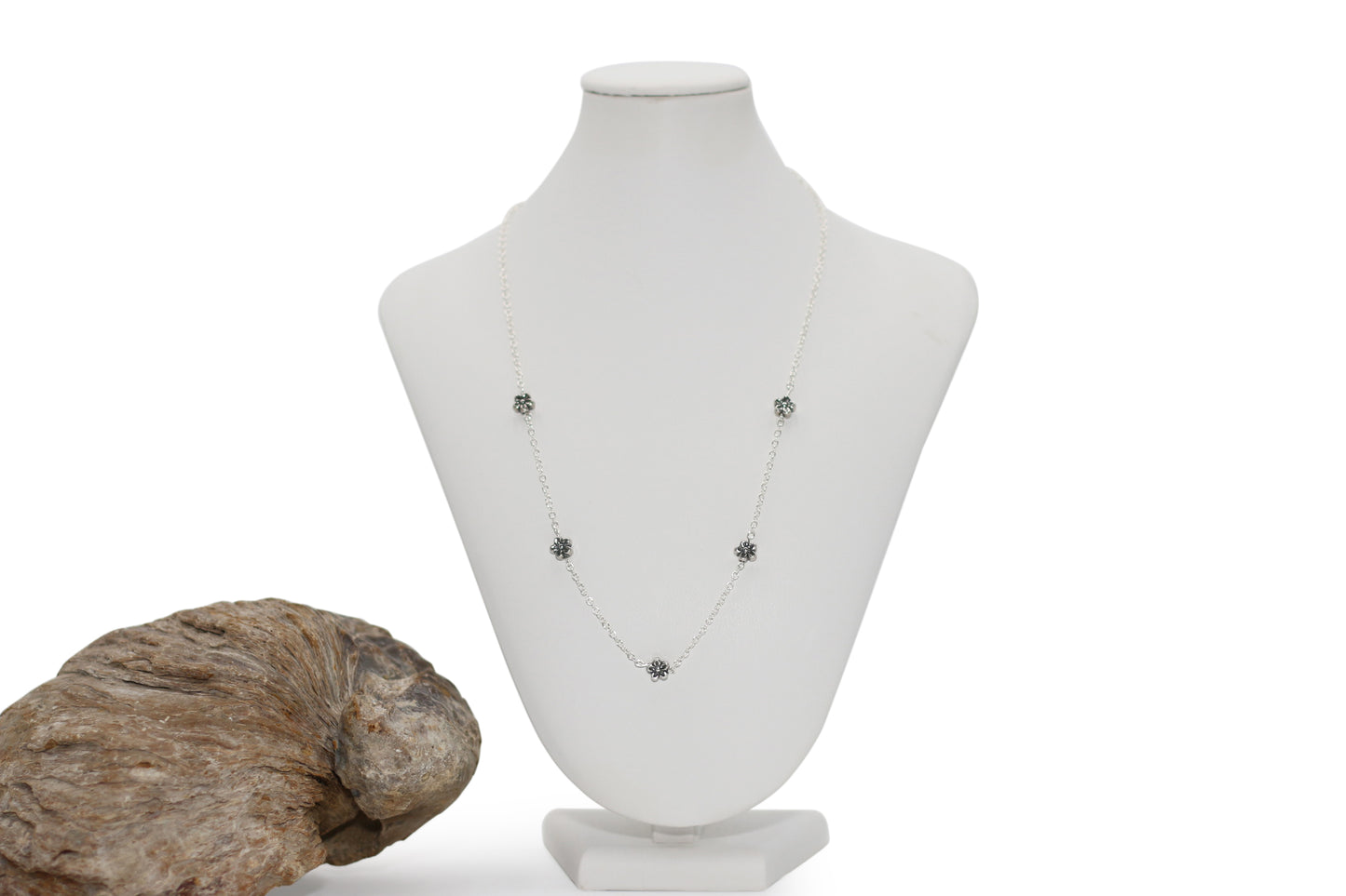 Antique Silver Flowers 16" Necklace