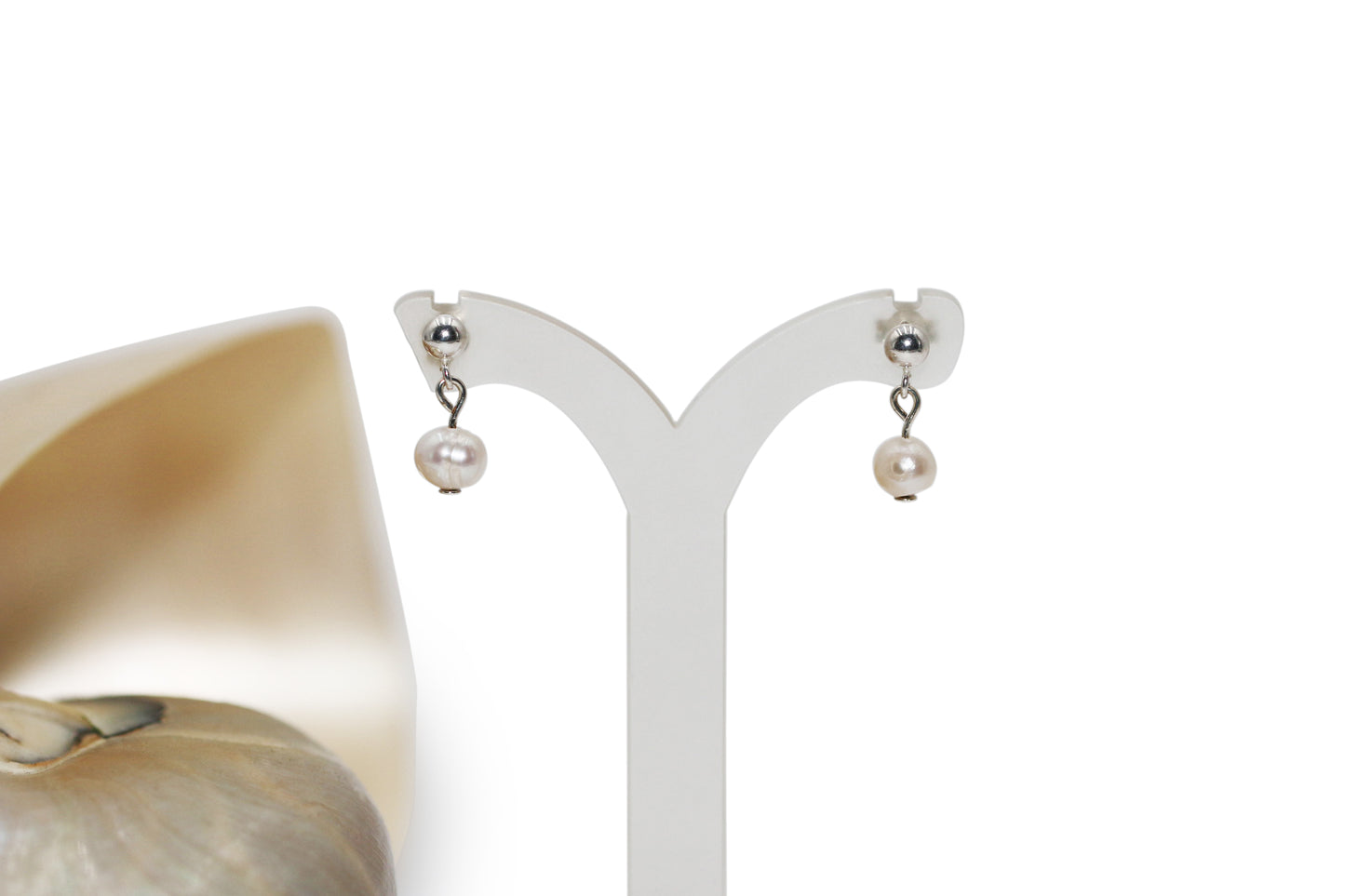 Cultured Pearl Earrings
