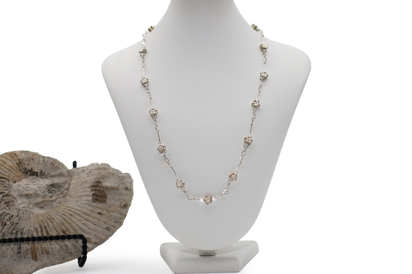 Floating Flowers 21” Necklace