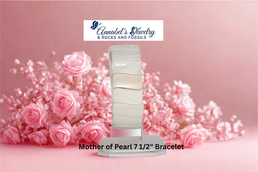 Mother of Pearl 7 1/2" Bracelet
